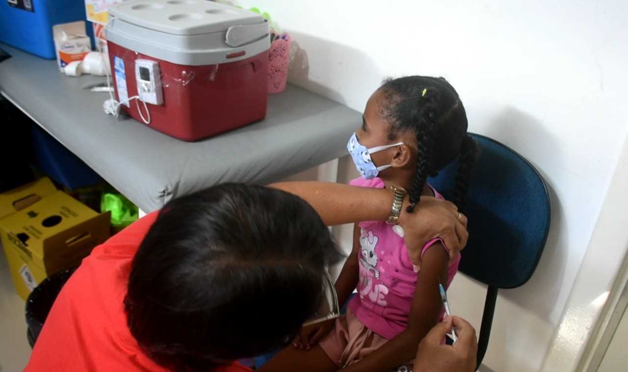 Camacã: Primeiro dia de vacinação em crianças é marcado com emoção